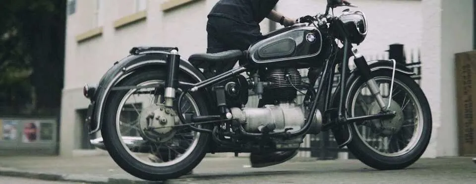 BMW R26