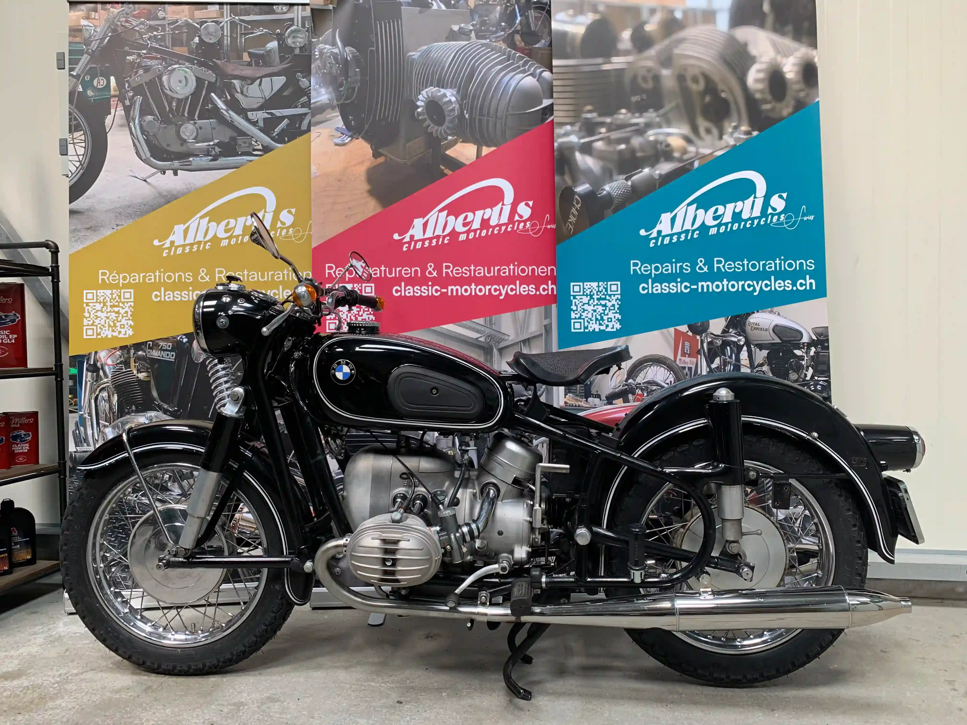 Restaurierte BMW R60 in Werkstatt bei Albertis Classic Motorcycles